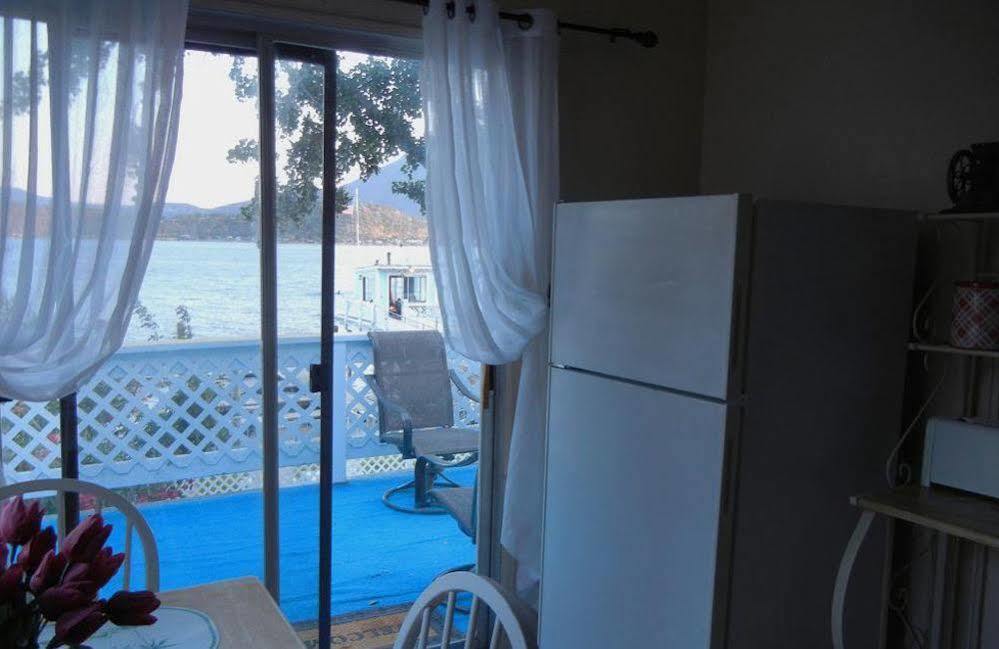 Blue Fish Cove Resort Clearlake Oaks Esterno foto